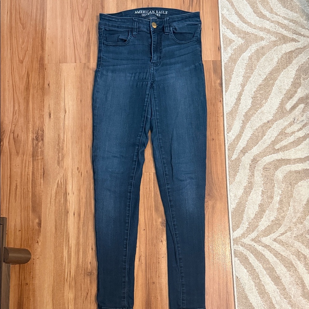 American Eagle Outfitters Women's High Rise Dark Blue Jeans
